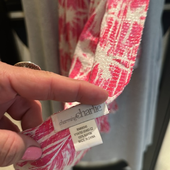 Charming Charlie Lightweight Tropical Palm Tree Pink 70” Long Scarf w/ Fringe. - Picture 3 of 6